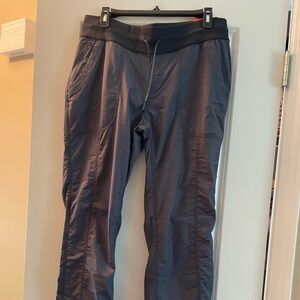 North face hike pant.  New with tags !